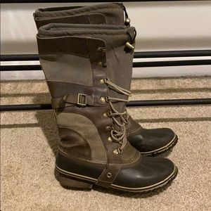 Sorel 10.5 Conquest Carly Boots Brown Green